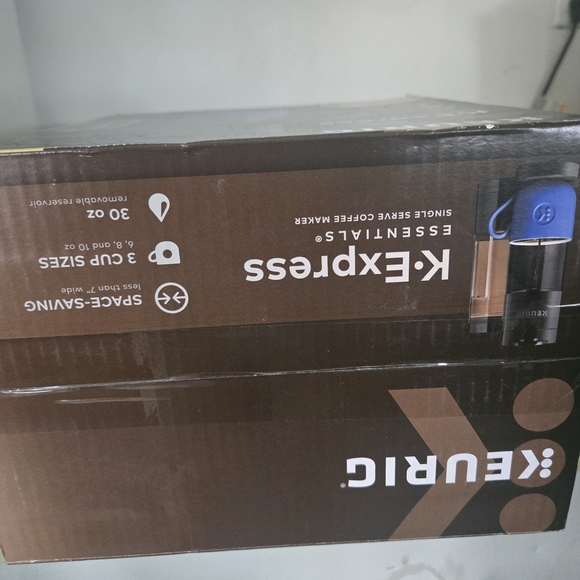 Keurig K-Express Essentials Coffee Maker in Black - Picture 3 of 4